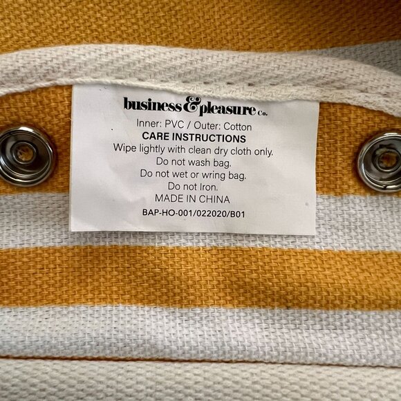 Business and Pleasure The Holiday Cooler Bag FFF Yellow Stripe Lunch - Picture 7 of 15